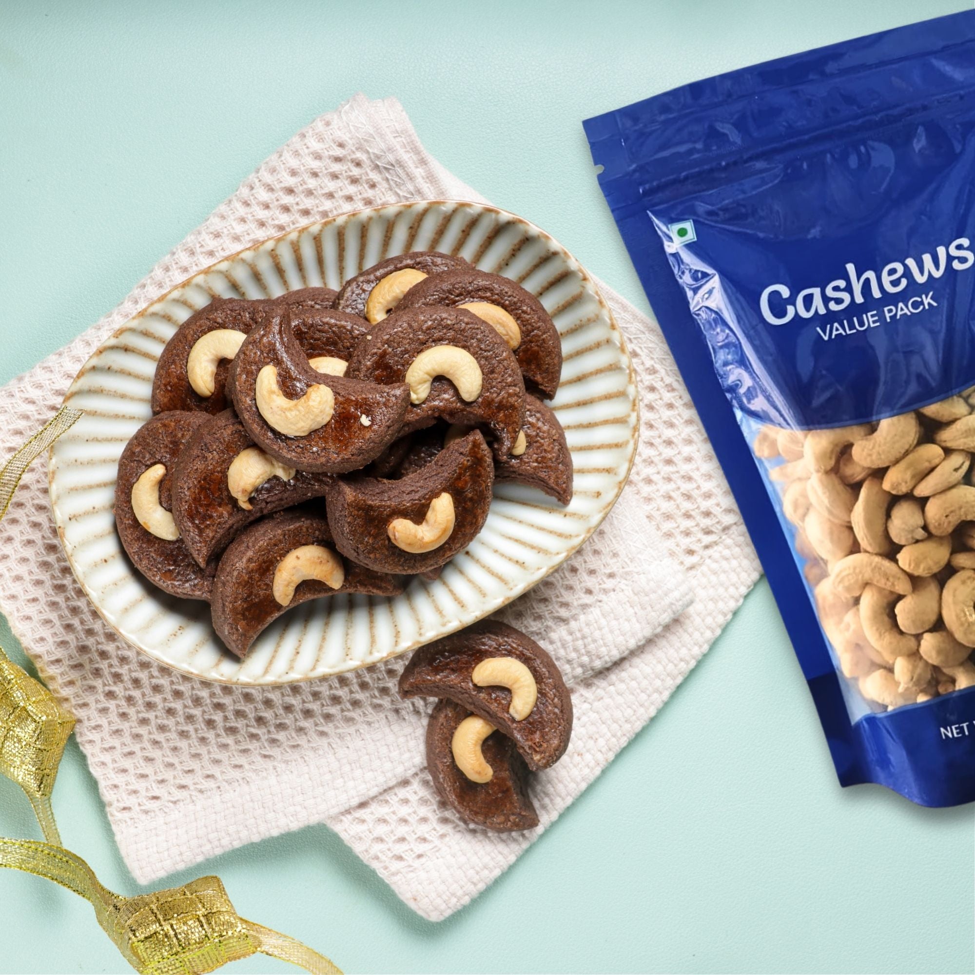 Plain Cashews (Kaju) Value Pack 250 g